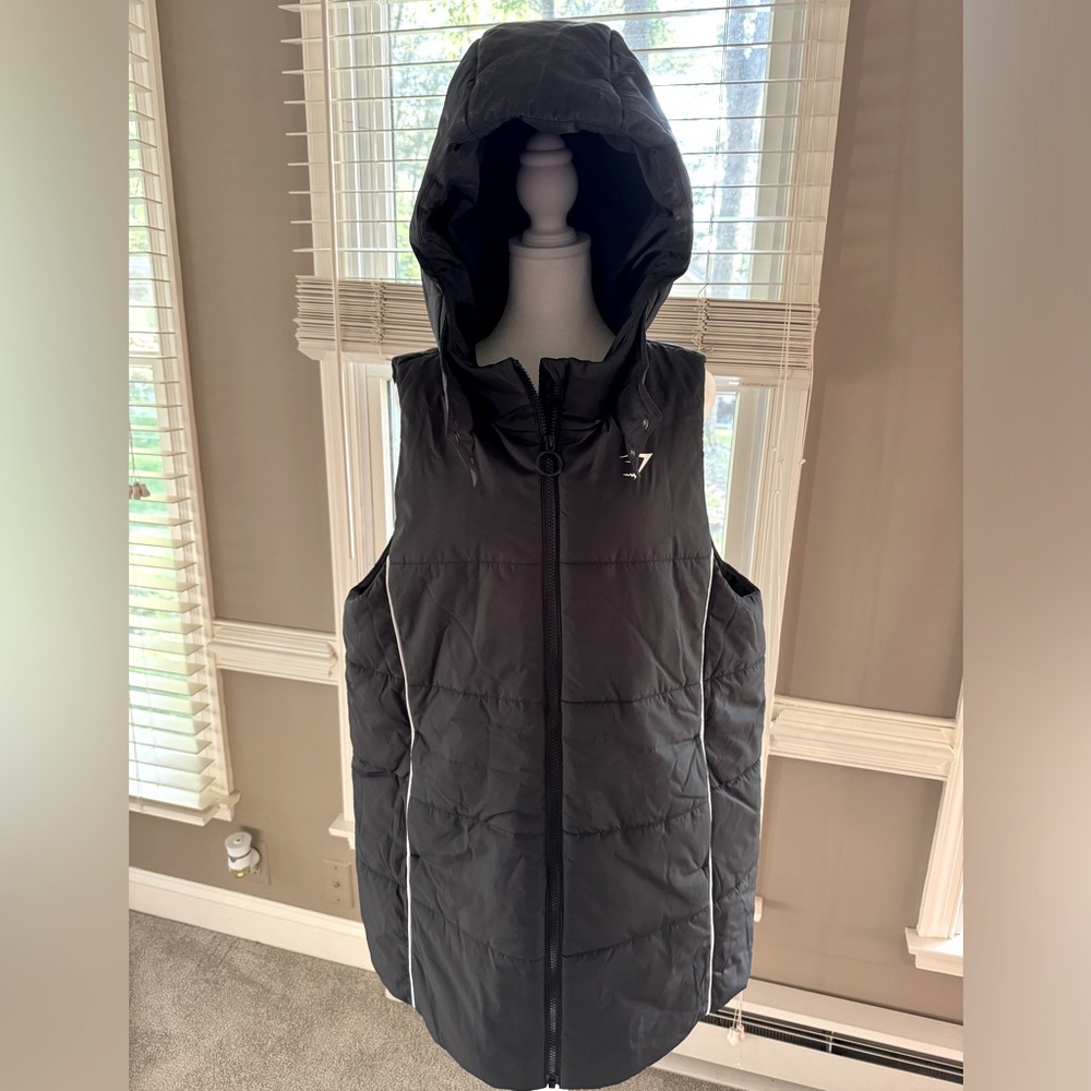 Gymshark long Puffer vest